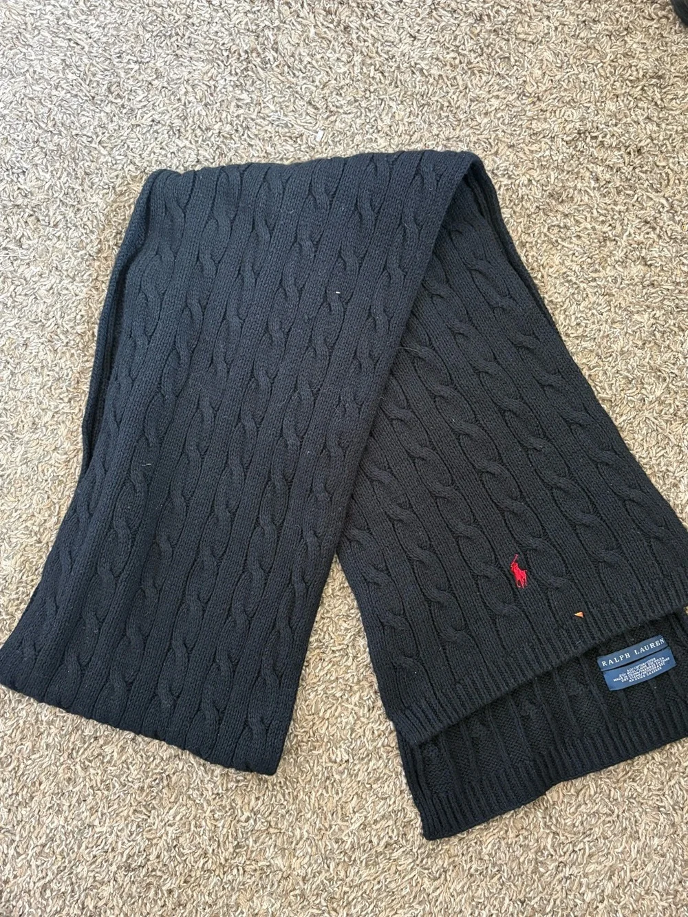 RALPH LAUREN POLO MENS WOOL CABLE KNIT SCARF BLACK WITH RED LOGO